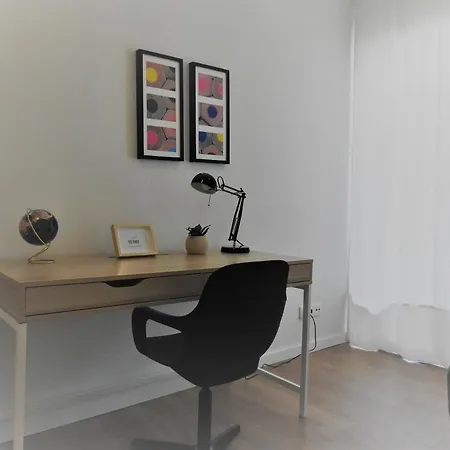 Black&light In Apartment Distrikt Faro